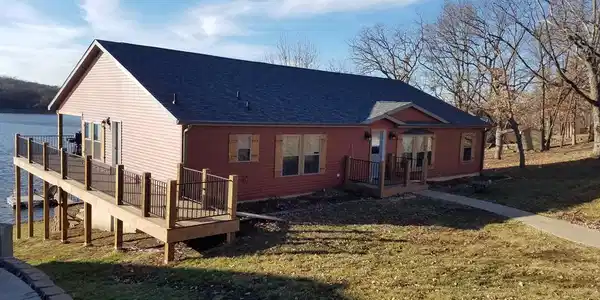 18010 Cardinal Circle