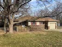 107 E LaHarpe Street