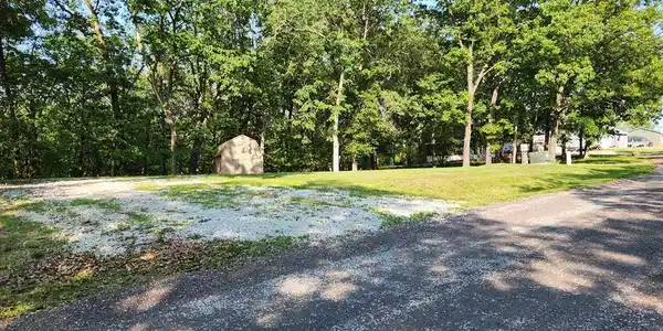 17220 Hickory Court