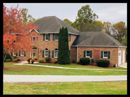 808 Holman