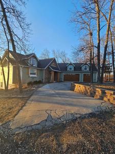 25100 Dewberry Lane