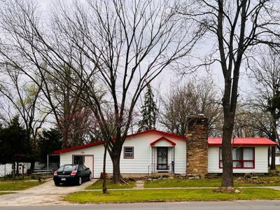 302 Kansas Avenue