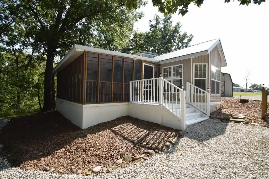 Image 1: Main View
