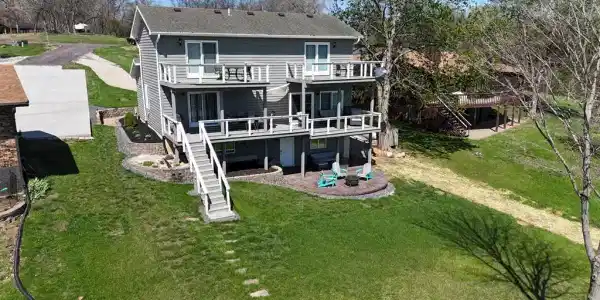 18103 Wren Lane