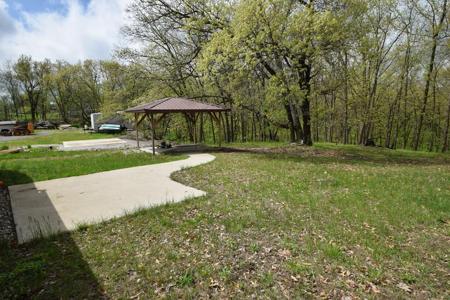 17217 Hickory Court