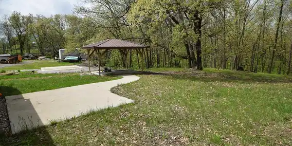 17217 Hickory Court