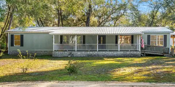 120 DINKLA LN