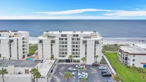 2200 OCEAN DR