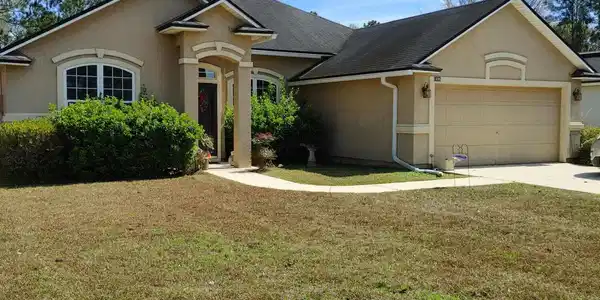 1696 NORTHGLEN CIR