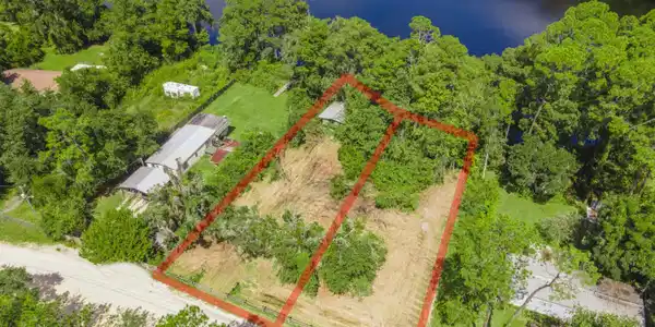 224 OLD WOODS RD