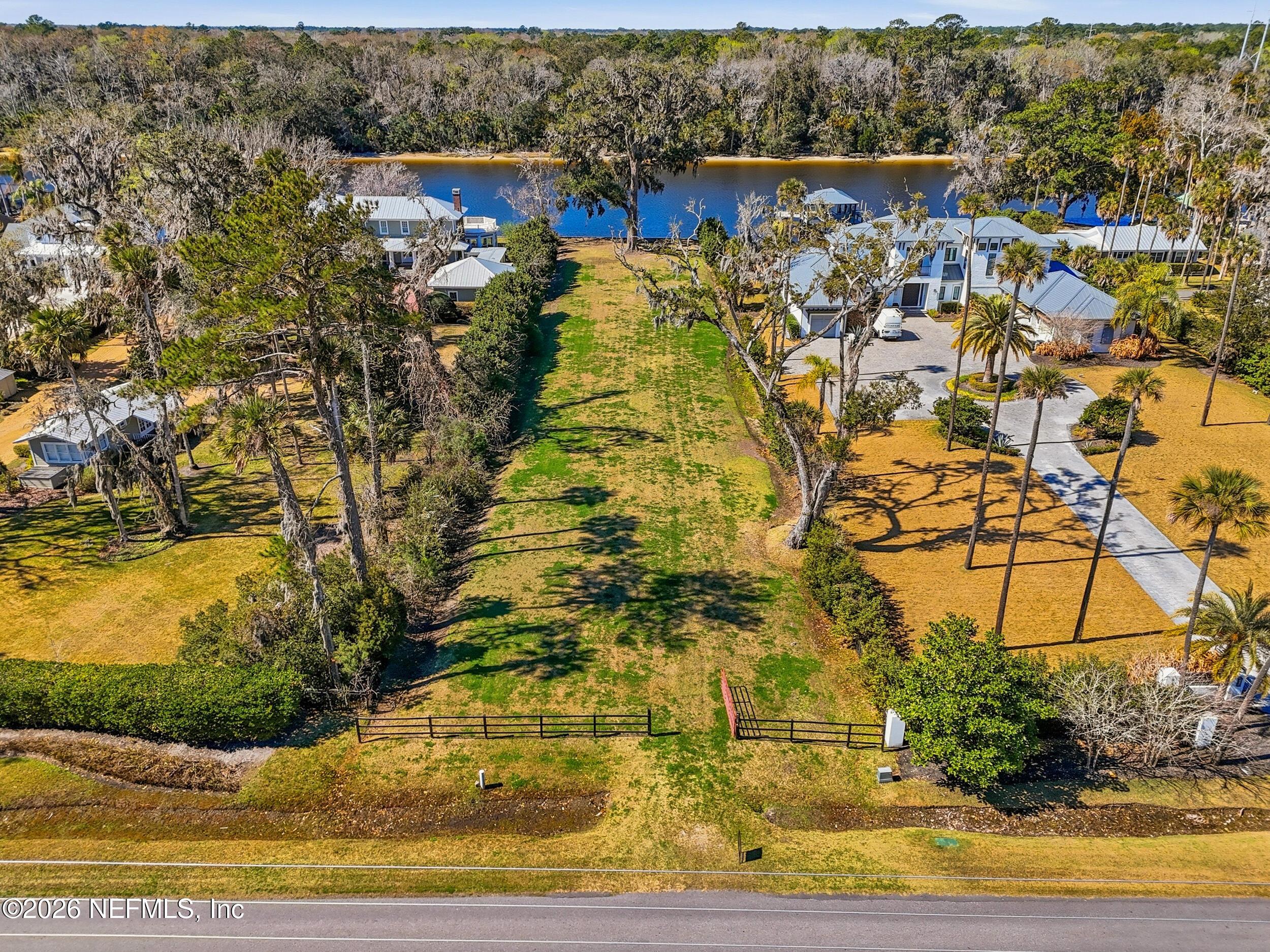 Image 3: 143 n roscoe blvd n-002