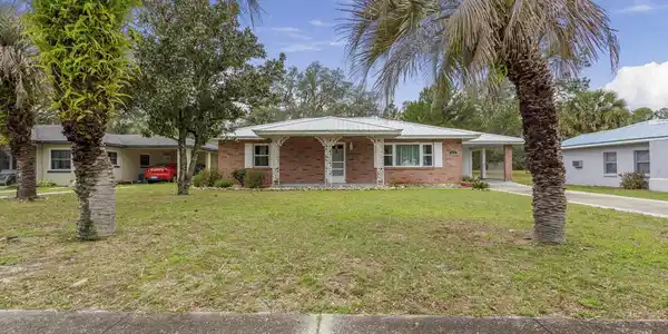 671 HEBRON AVE