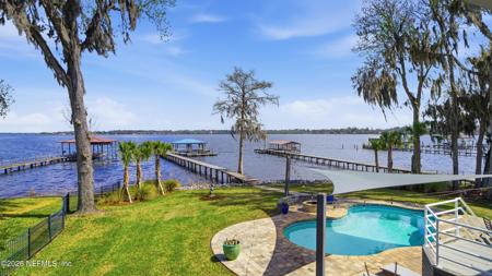 1703 PELICAN Place