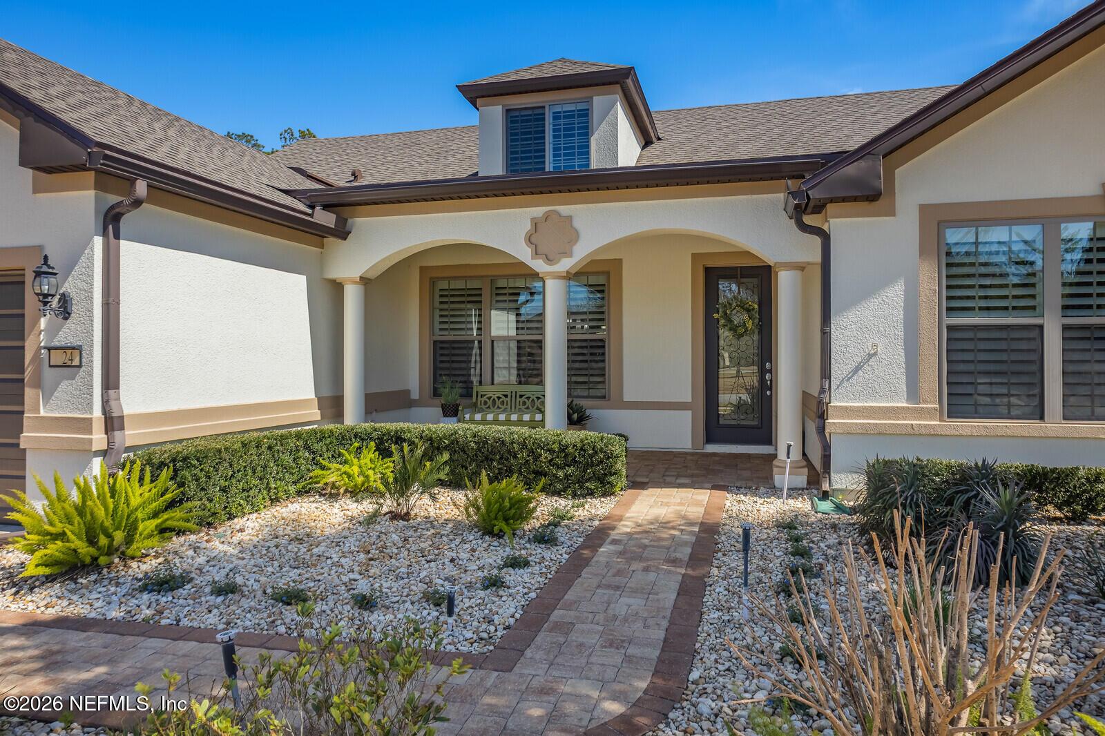 Image 2: 08_Front_Porch_Media_24_Eagles_Pass_07_m