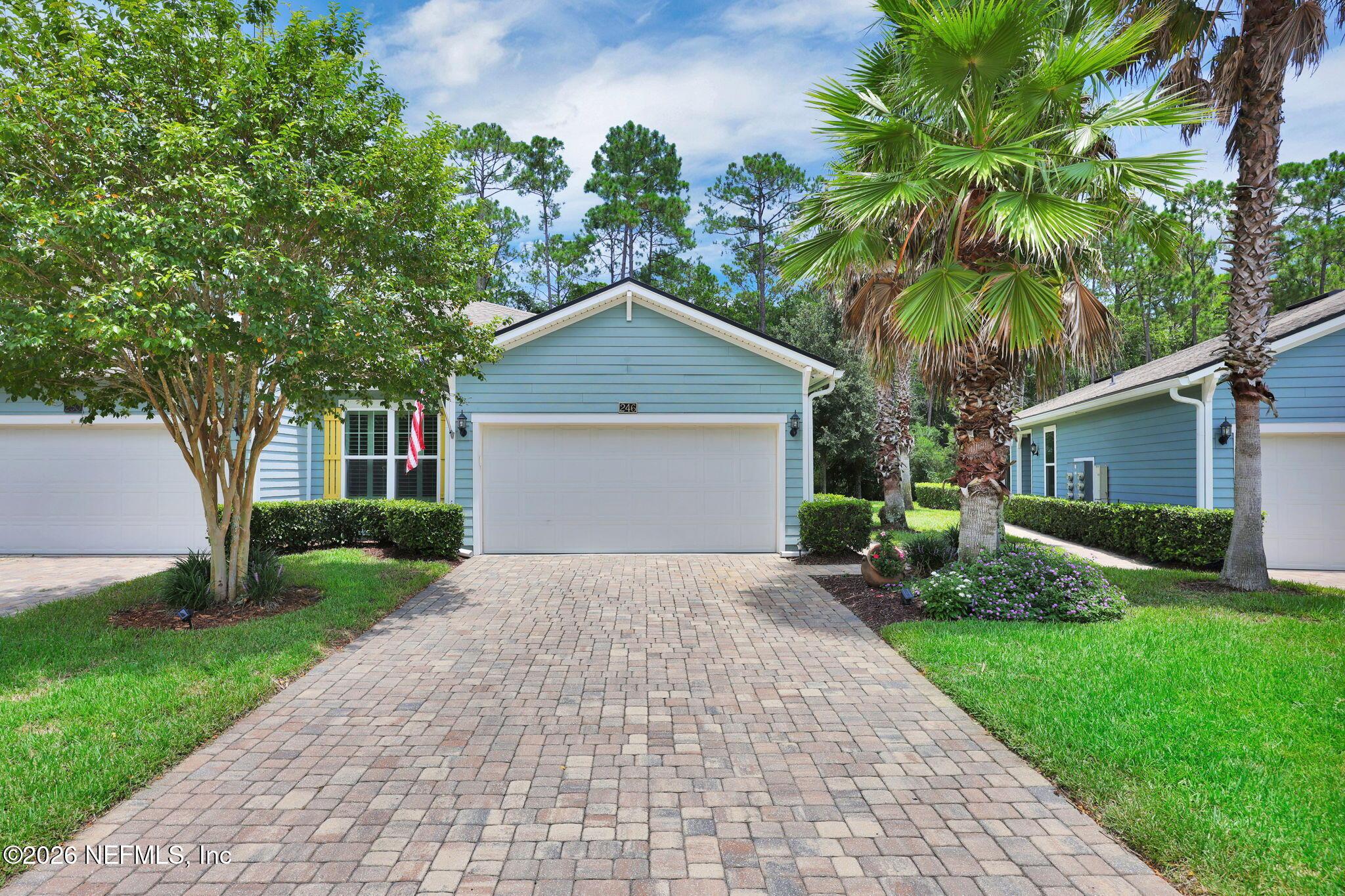 Image 1: 1-web-or-mls-246 Pindo Palms_001