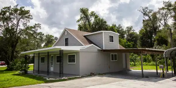 1172 S STATE RD 19