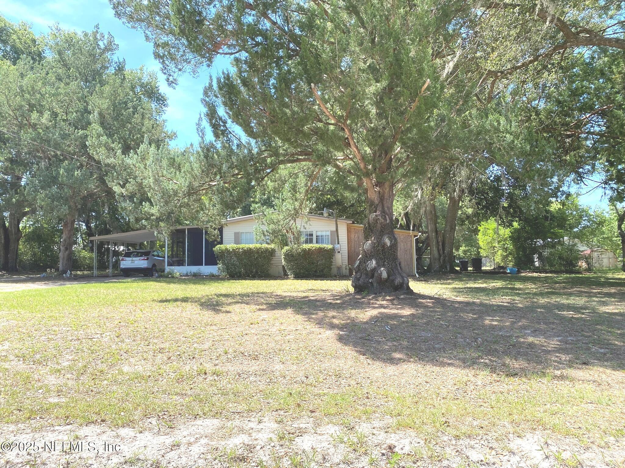 Image 2: 3 Front yard