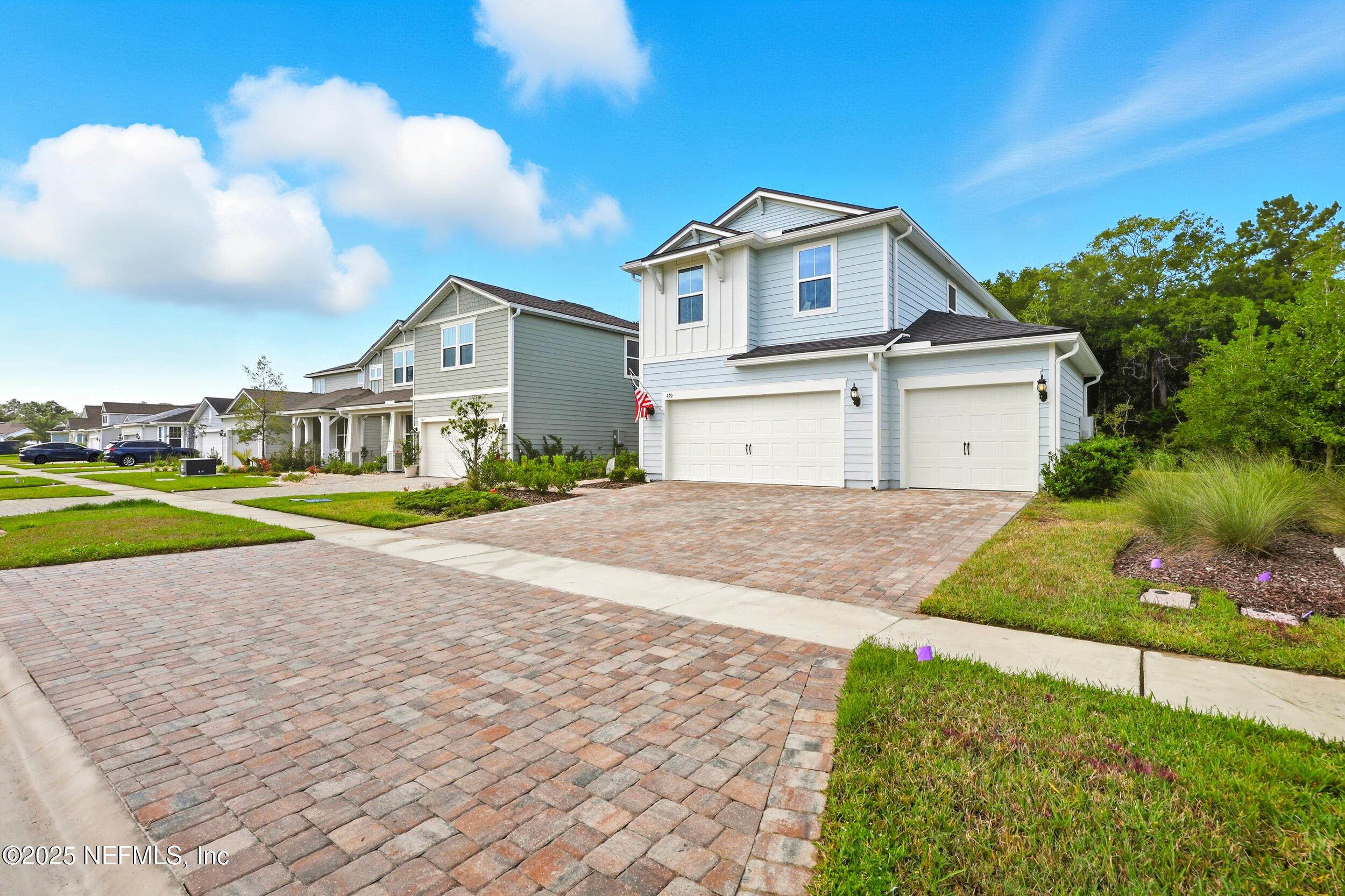 Image 4: 46_the real estateographers_046