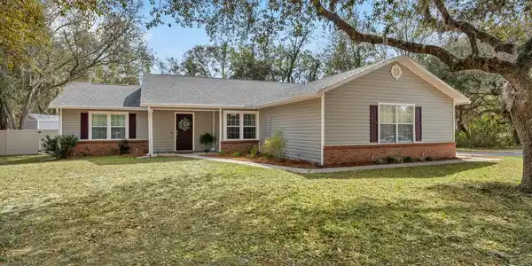 6625 WOODLAND Drive