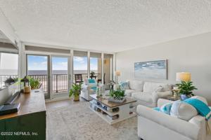 2100 OCEAN DR