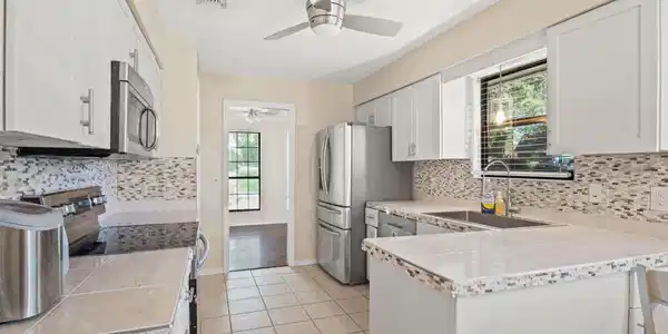 2358 OAK HAMMOCK Lane