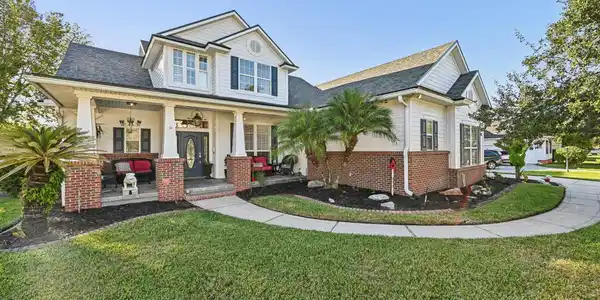 1932 MOORINGS Circle