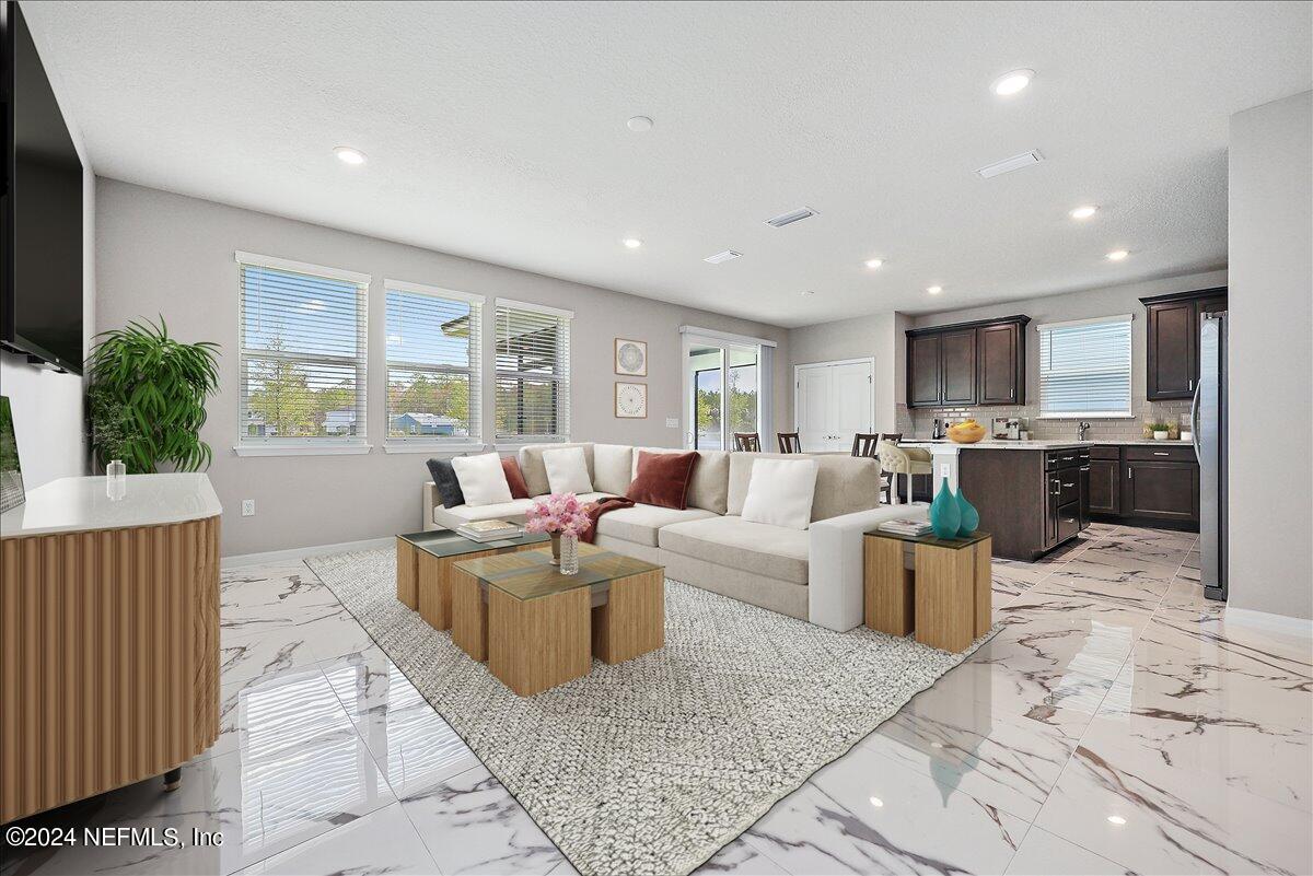 Image 4: Family Room