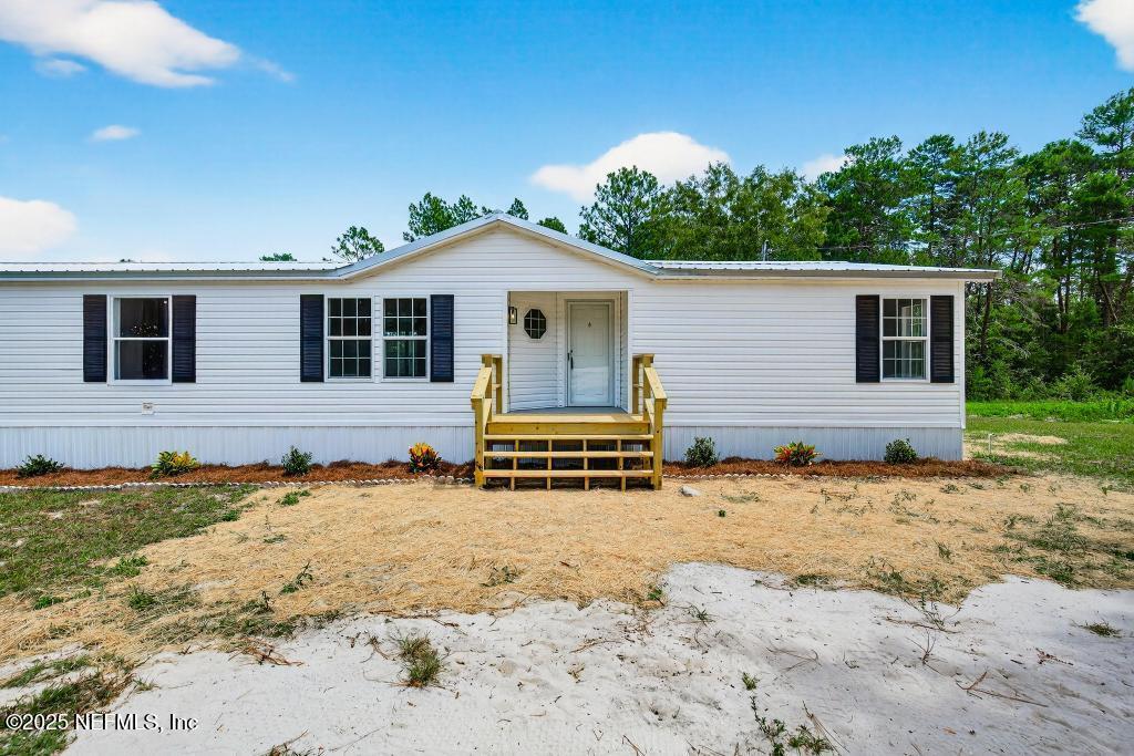 Image 3: 7535 Appomattox Ave-8