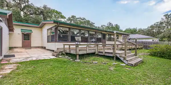 5919 WHITE SANDS Road