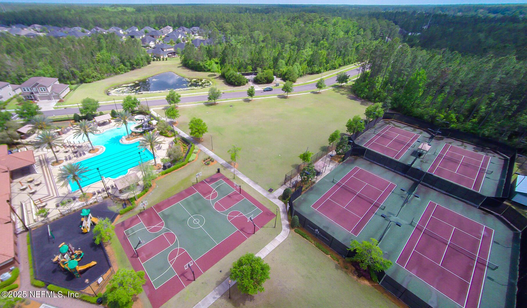 Image 3: Durbin Crossing Amenities