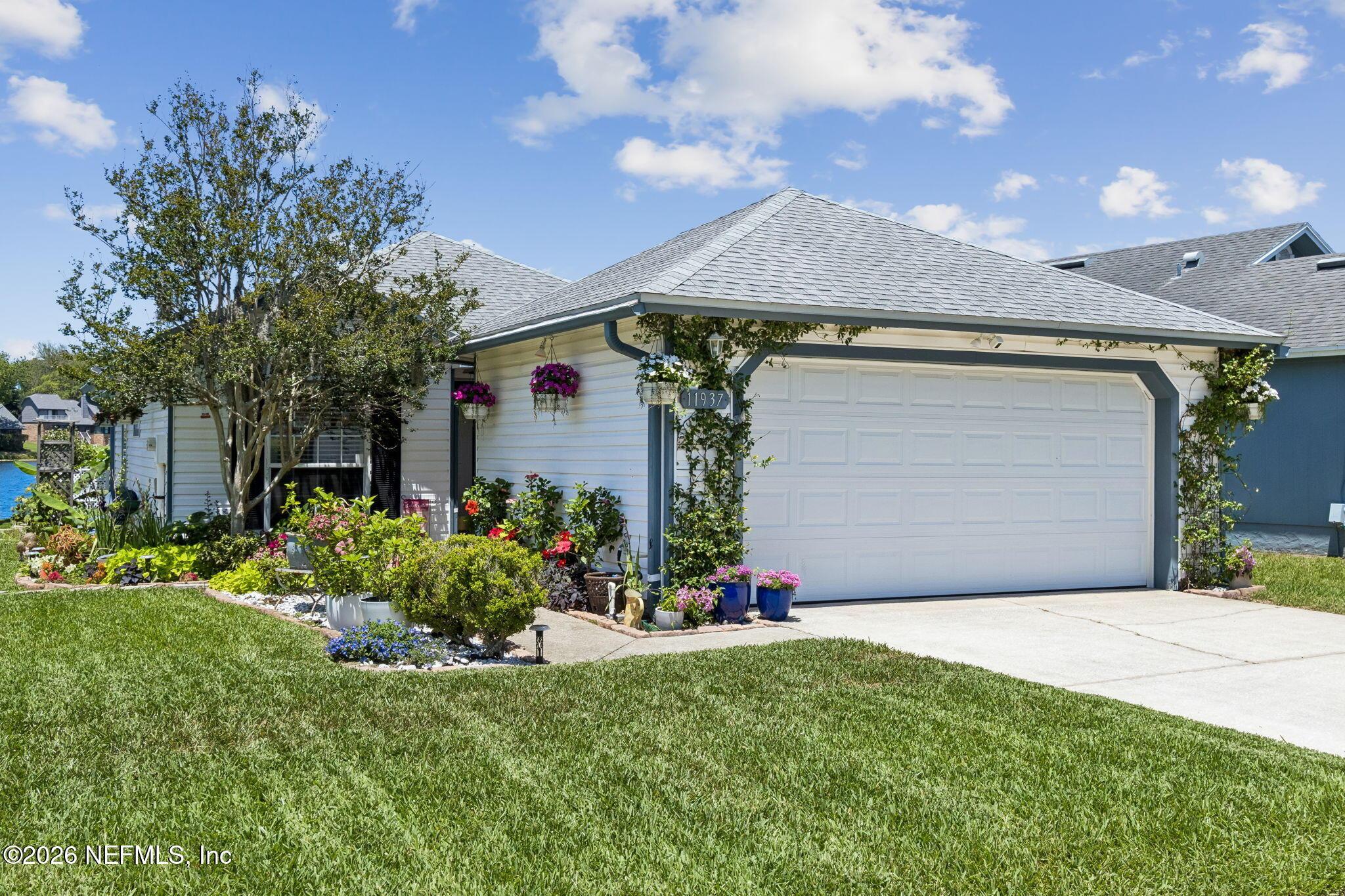 Image 4: 4-web-or-mls-11937 Arbor Lake Dr-4