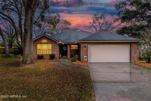 1765 SWIMMING SALMON PL N