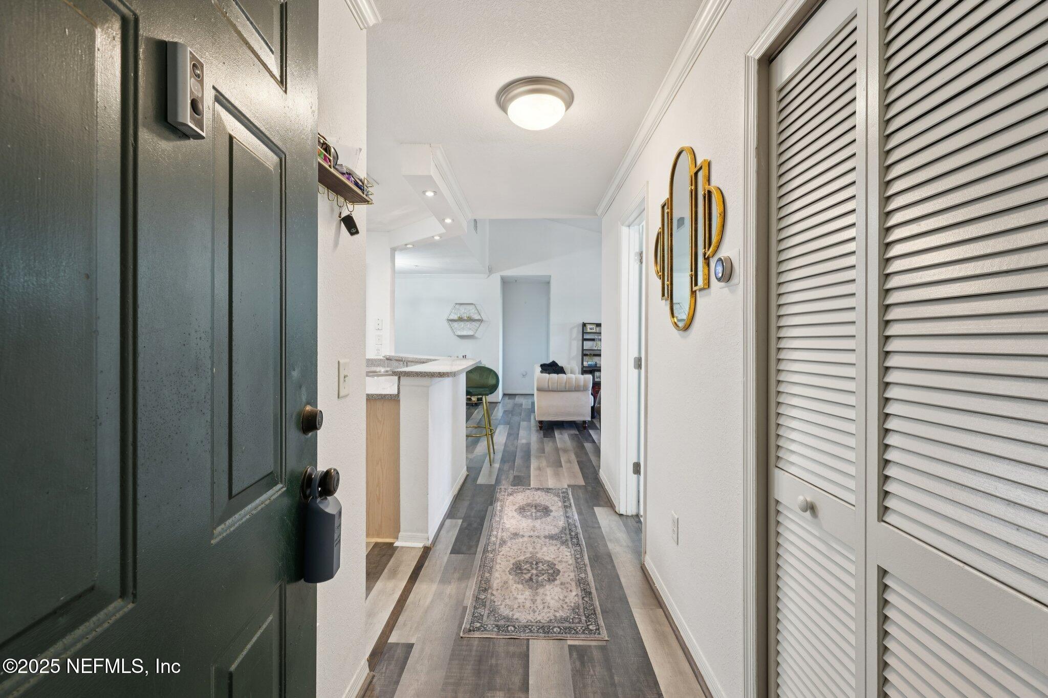 Image 4: 2-web-or-mls-Point Meadows Dr 1434-S2409