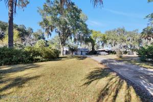 5821 DICKSON RD