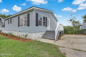 5235 HAMMOCK LAKE DR