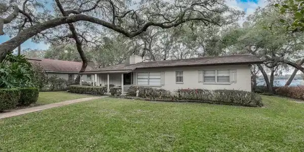 6990 GATORBONE RD