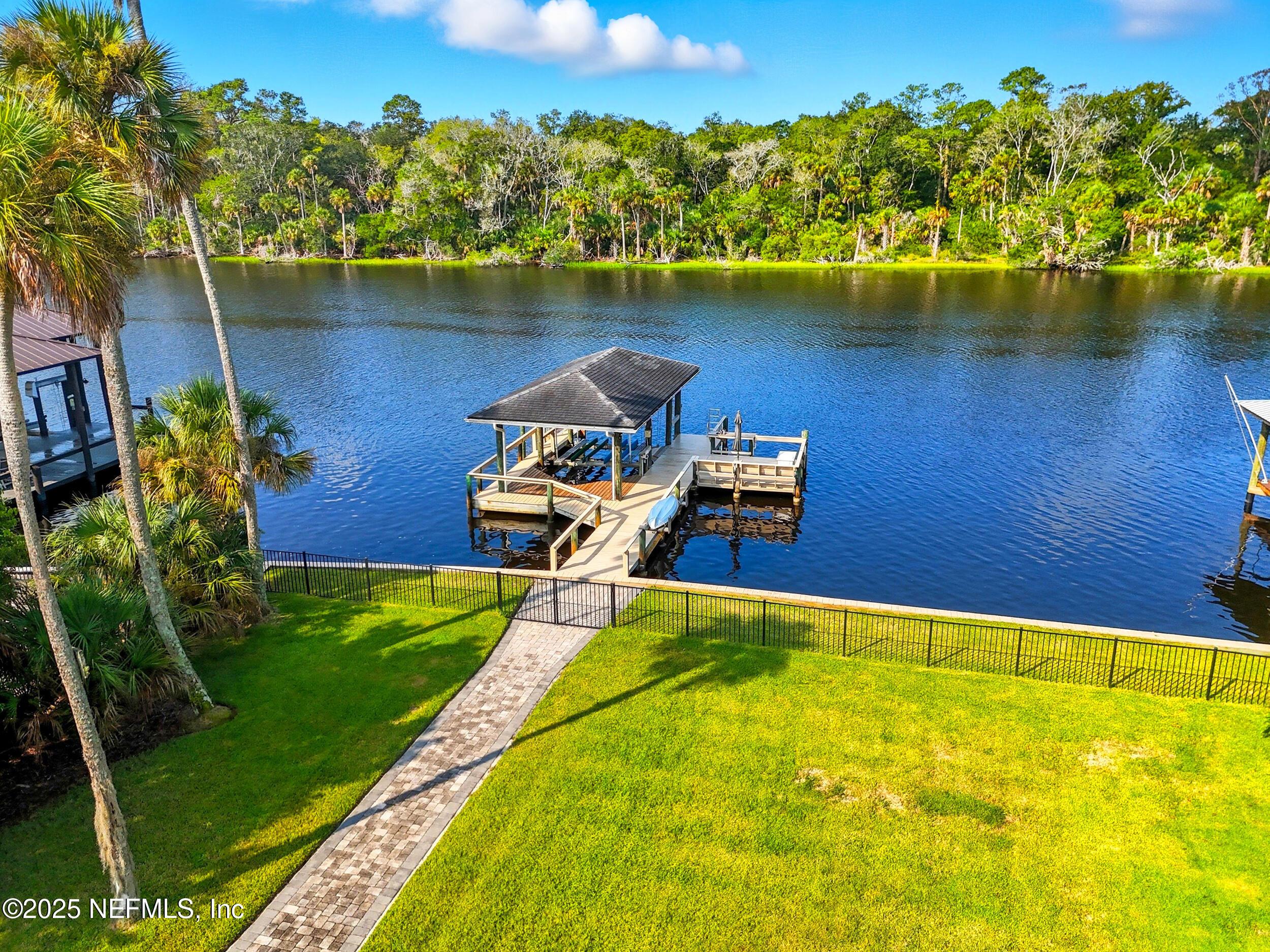 Image 2: 139 S Roscoe Blvd - MLS 83