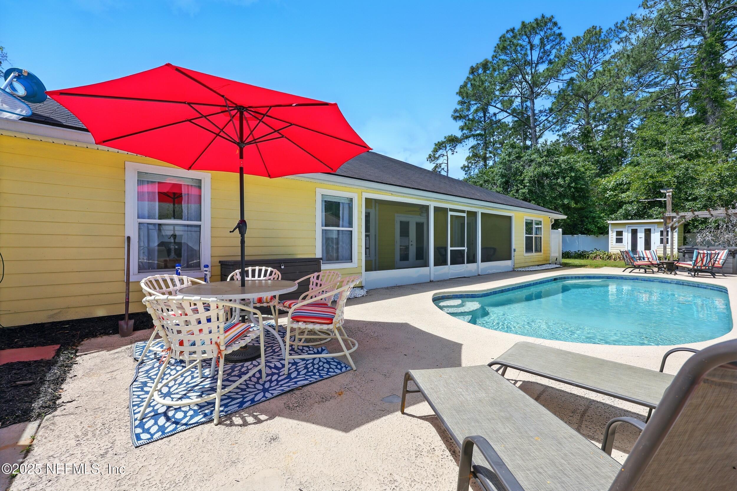 Image 2: 25_the real estateographers 137