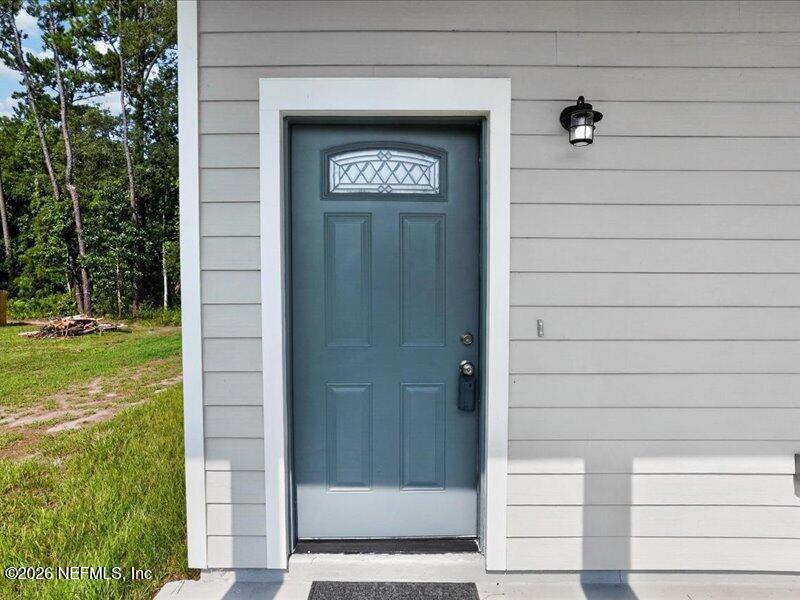 Image 3: 05-12486-Gate-Rd-WindowStill-Photography