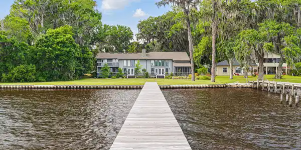 3595 LAWRENCE Road