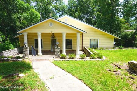 764 HAZELWOOD Court