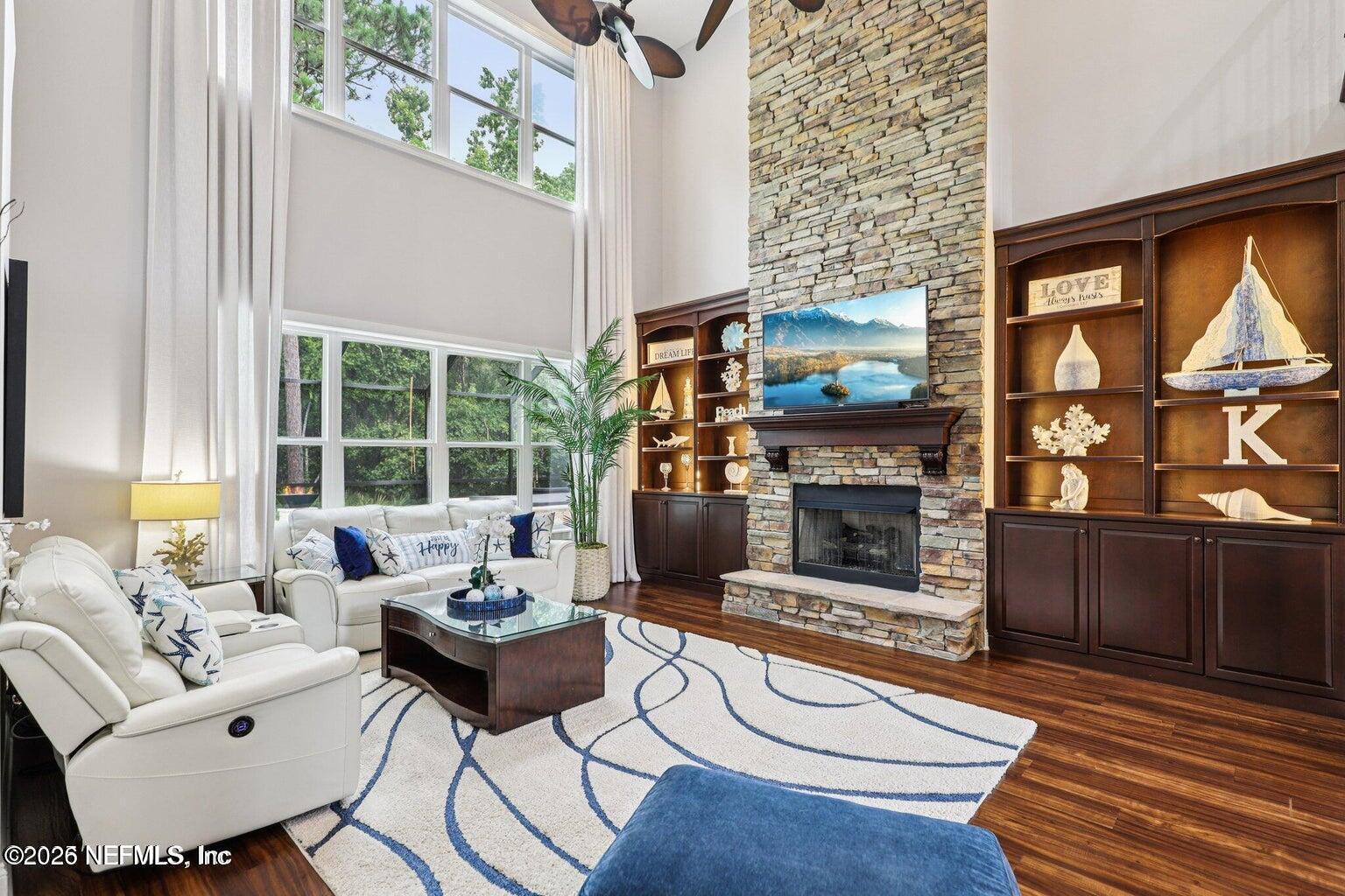 Image 3: Great Room