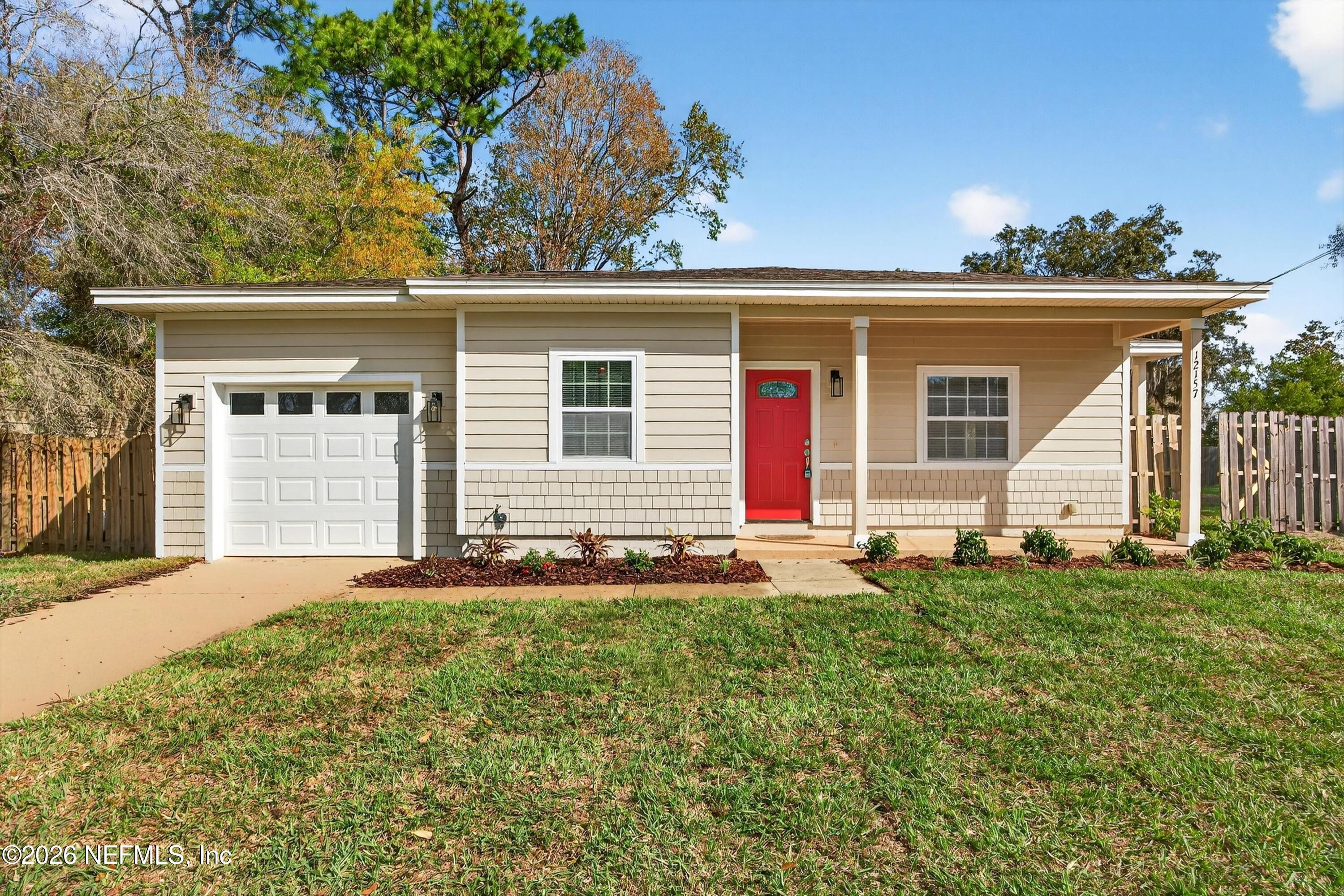 Image 2: 01-12157 Grasse St-8