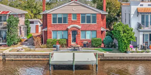 1710 RIVER Road
