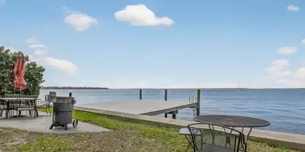 Image 3: 016-1710RiverRoad-Jacksonville-FL-32207-