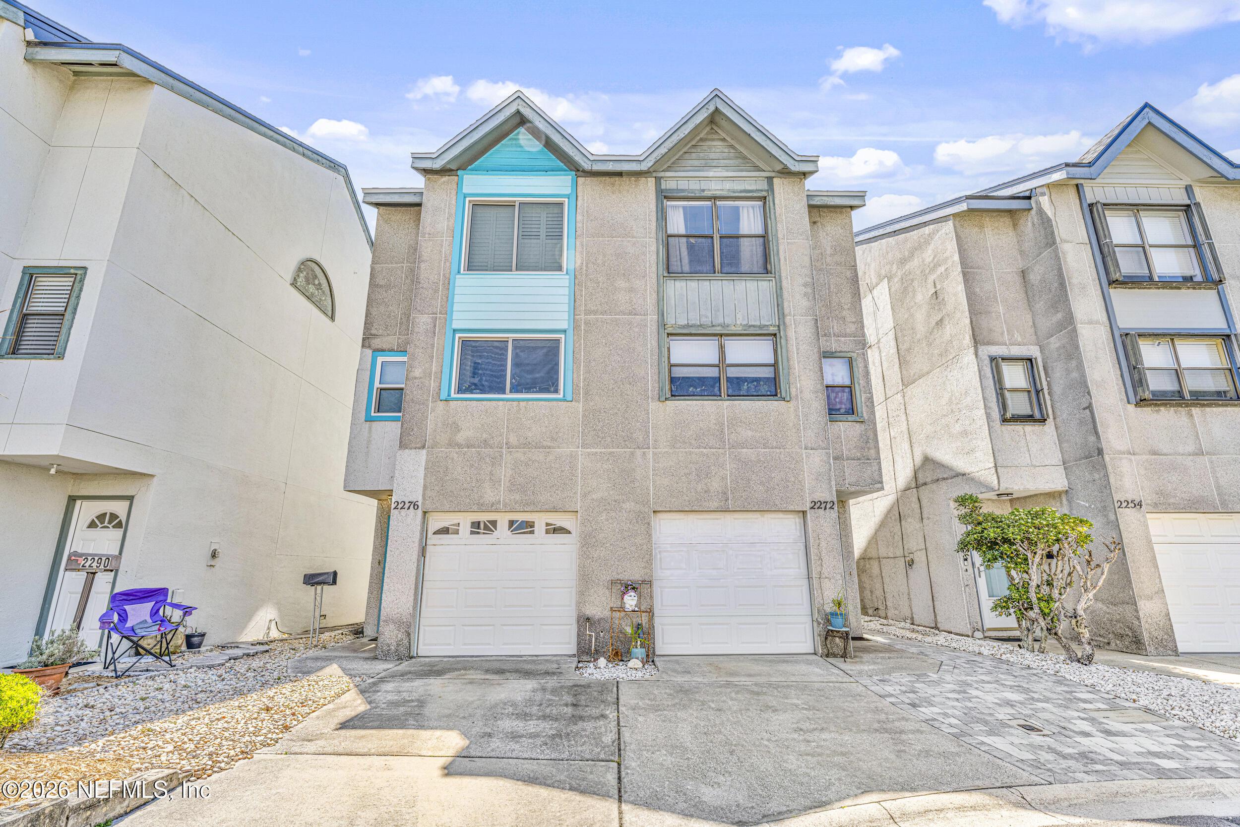 Image 3: Front Exterior of the Duplex