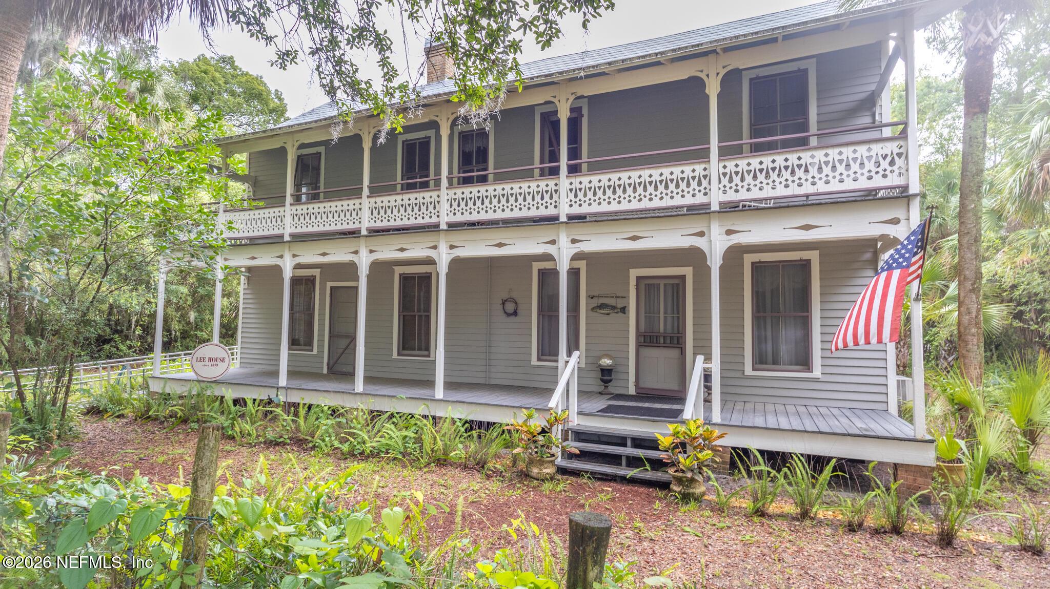 Image 1: 200 Park St
