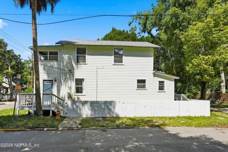 110 DE HAVEN Street