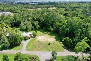 10451 DEERWOOD CLUB RD
