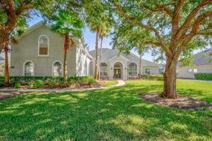 7647 WEXFORD CLUB DR W